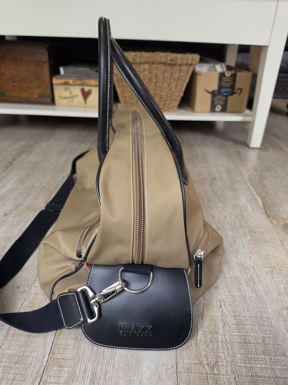 MAXX New York Leather-Trim Tan Men’s Weekend Duffel Bag